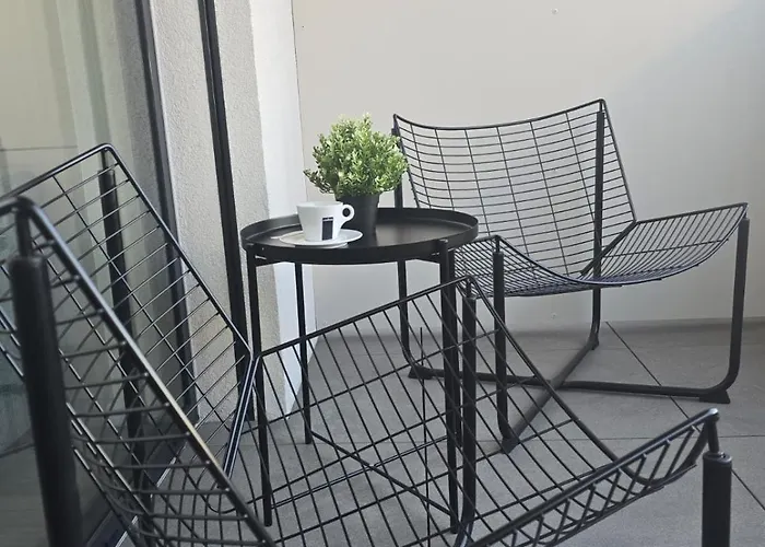 Emma's With Free Parking Pozsony